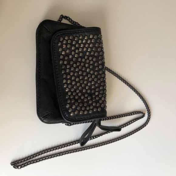 Small Black purse with chain shoulder strap - Picture 3 of 3